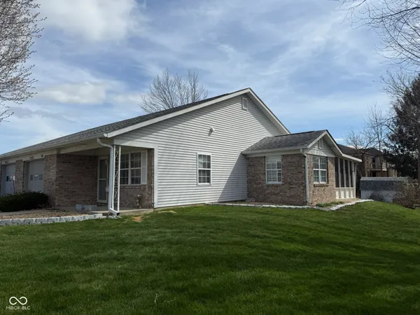 $195,000 | 413 Dangerfield Drive, Beech Grove, IN 46107