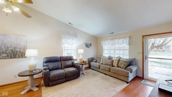 $195,000 | 413 Dangerfield Drive, Beech Grove, IN 46107
