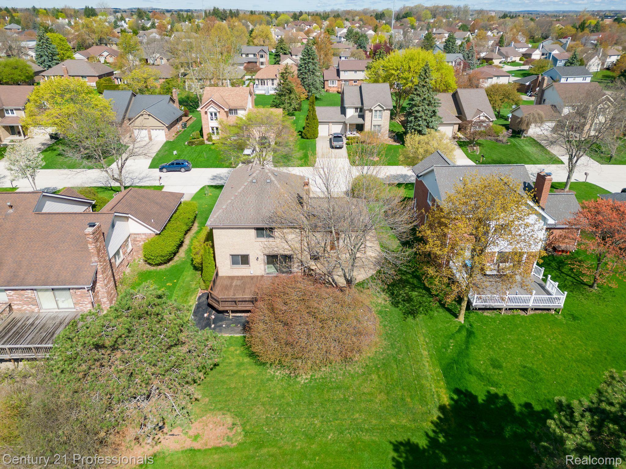 1643 Hillside Lane Rochester, MI 48307 - Photo 47 of 48 Gallery Image 47