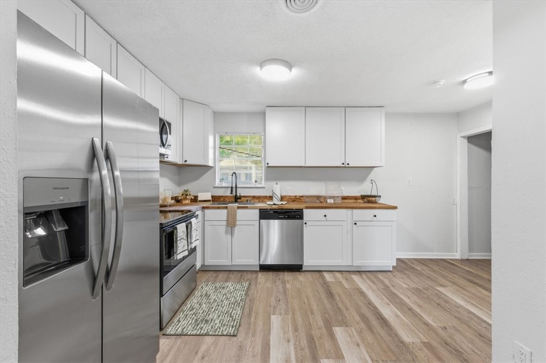 2536 Cherry Street Brunswick, GA 31520 - Photo 6 of 34