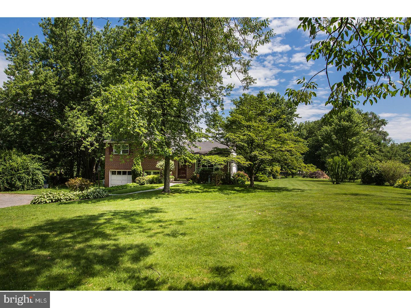 3116 North Sugan Road New Hope, PA 18938 - Photo 2 of 25