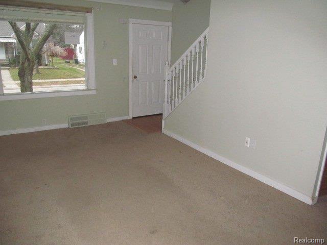 7261 Standard Street Center Line, MI 48015 - Photo 20 of 25 7261 STANDARD CENTERLINE (36).J
