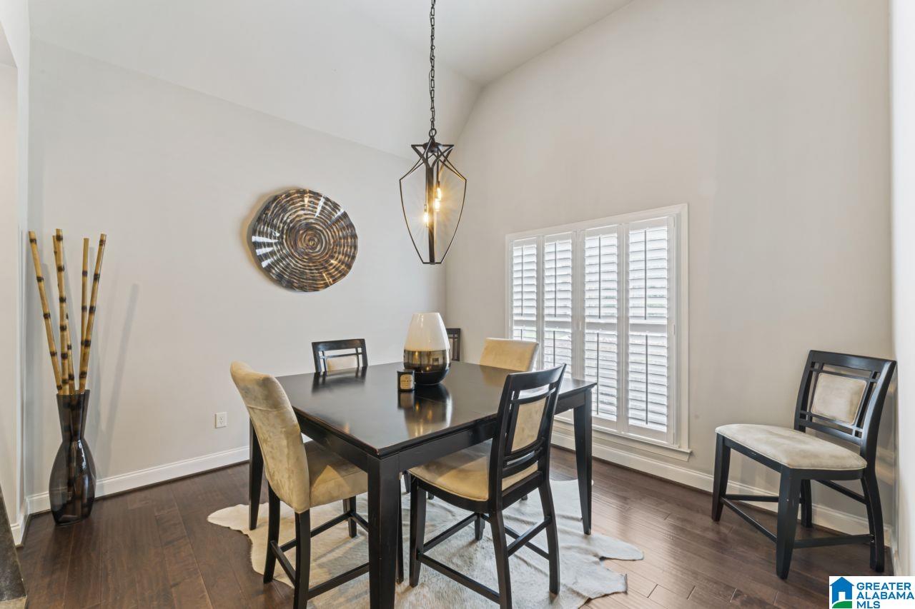 379 Strathaven Drive Pelham, AL 35124 - Photo 5 of 60