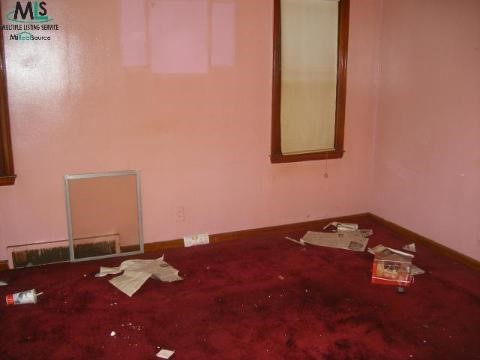 19660 Ryan Road Detroit, MI 48234 - Photo 6 of 6 132029-5.JPG