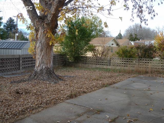 2102 Winston Road Colorado Springs, CO 80909 - Photo 4 of 23