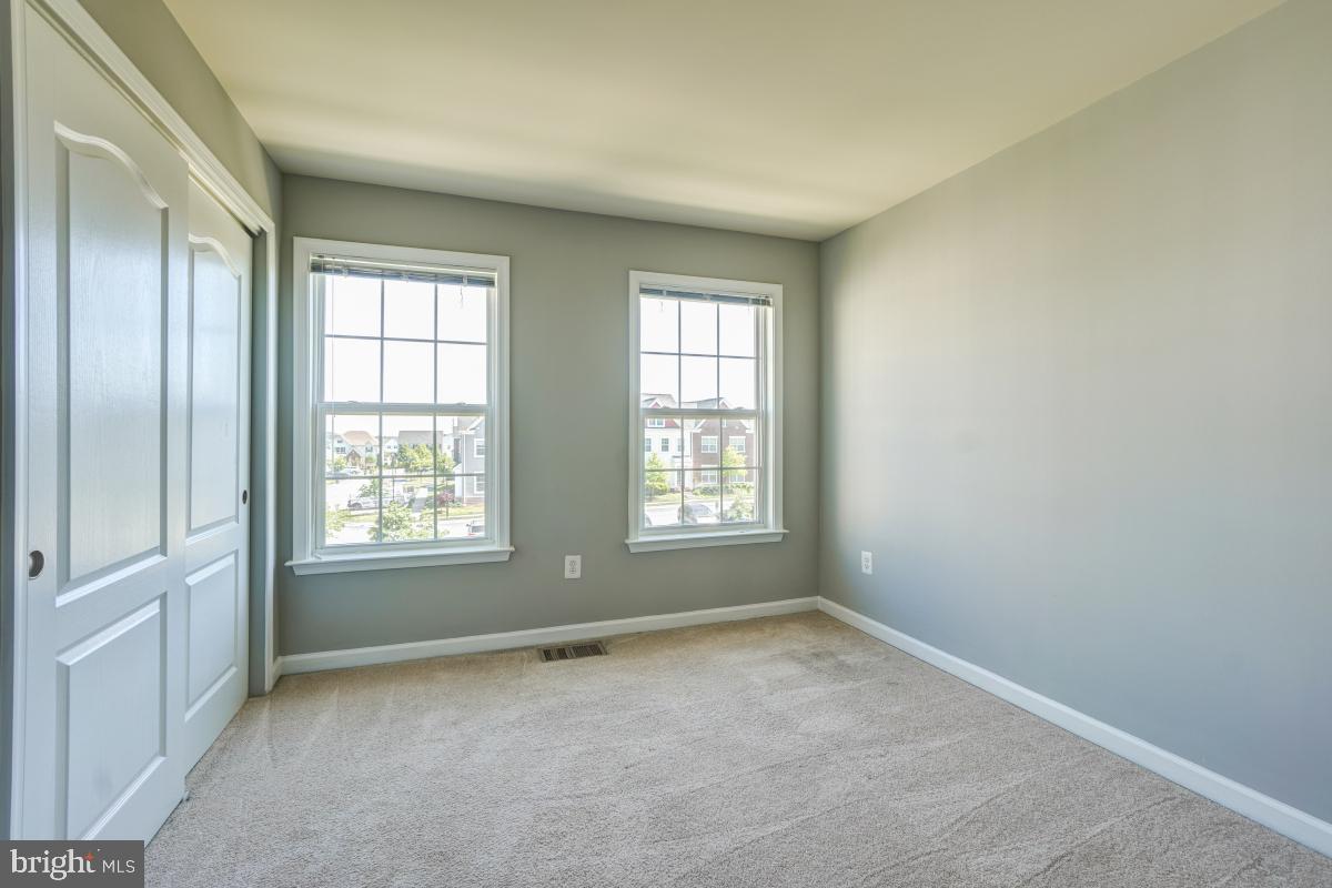 42584 Sunset Ridge Square Ashburn, VA 20148 - Photo 24 of 37