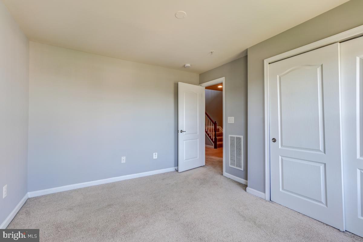 42584 Sunset Ridge Square Ashburn, VA 20148 - Photo 25 of 37