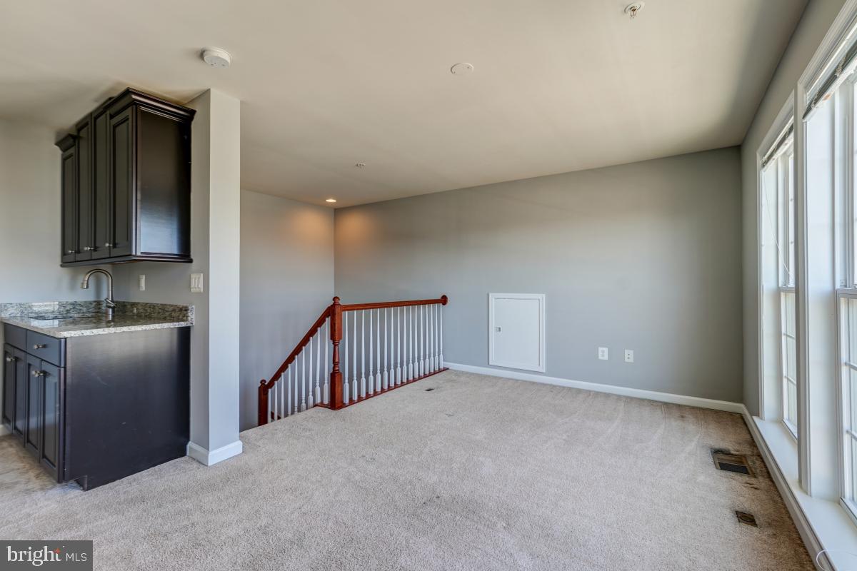 42584 Sunset Ridge Square Ashburn, VA 20148 - Photo 29 of 37