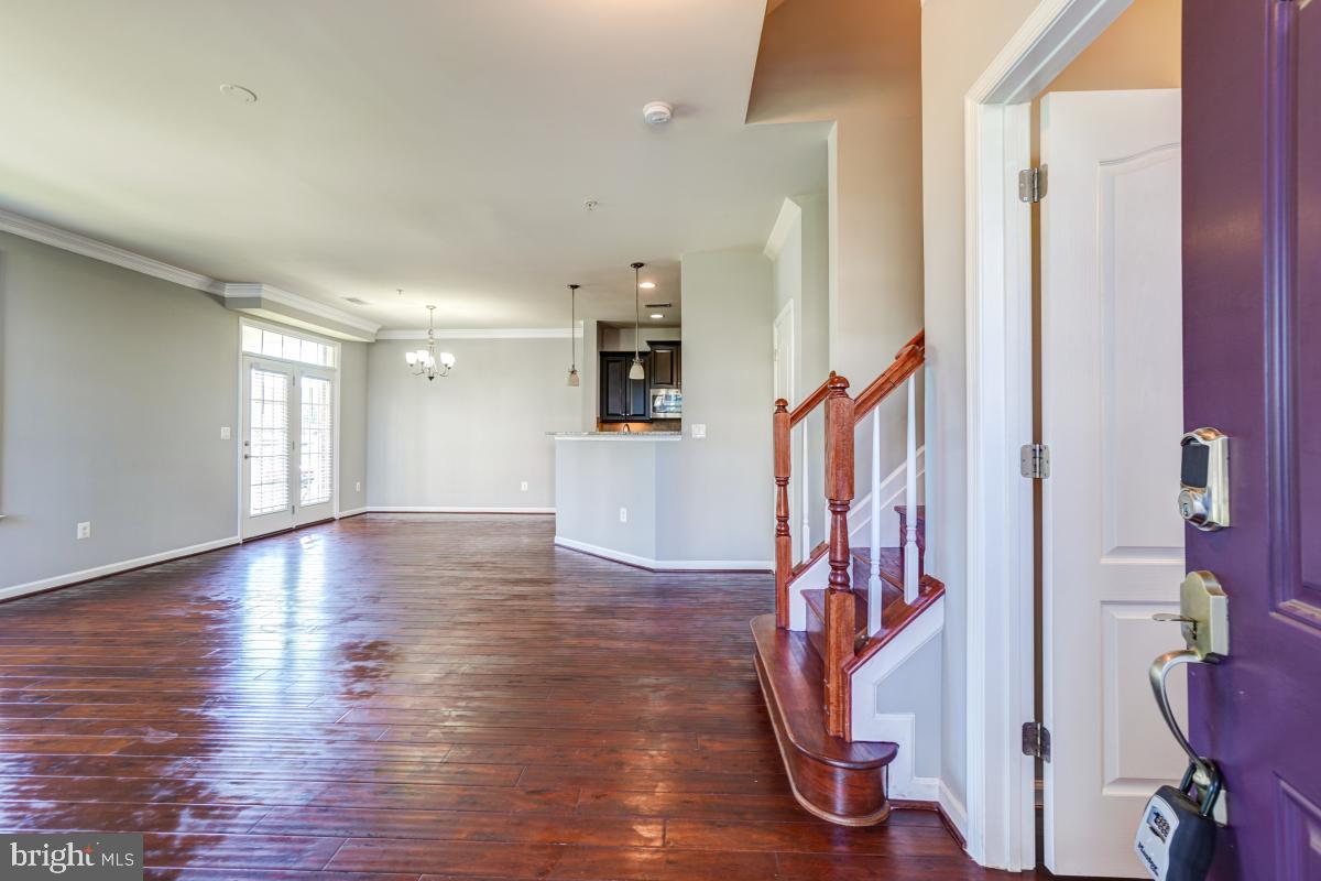 42584 Sunset Ridge Square Ashburn, VA 20148 - Photo 3 of 37
