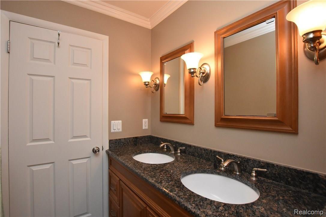 3903 Amherst Road Royal Oak, MI 48073 - Photo 20 of 48 Amherst_26.JPG