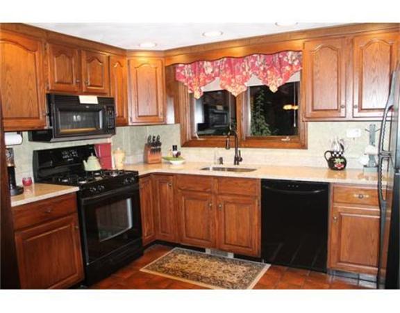 75 Foster Road Tewksbury, MA 01876 - Photo 11 of 30 Gallery Image 11