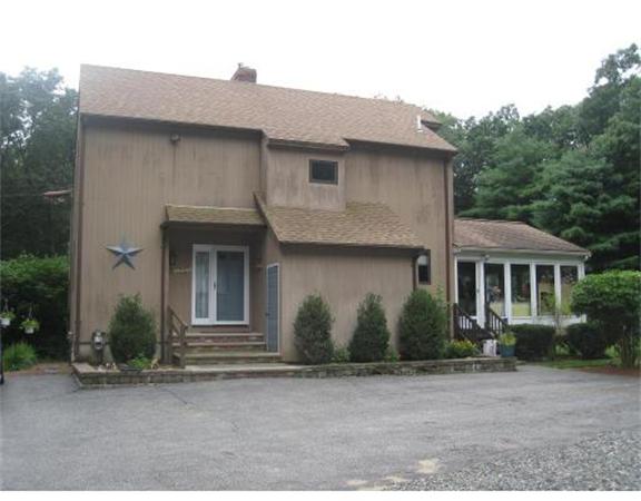 75 Foster Road Tewksbury, MA 01876 - Photo 2 of 30 Gallery Image 2