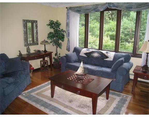 75 Foster Road Tewksbury, MA 01876 - Photo 9 of 30 Gallery Image 9