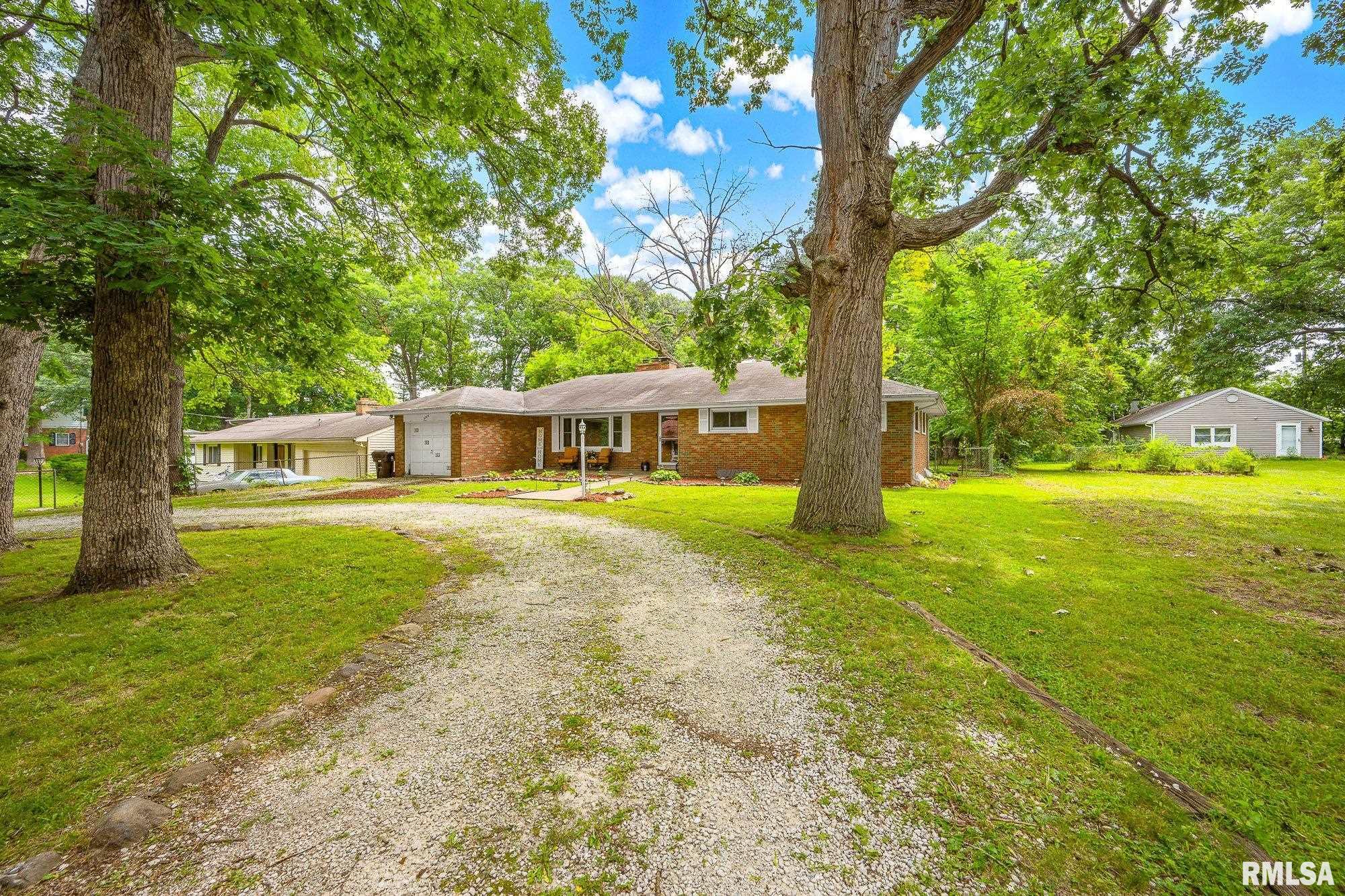 2304 North Lehman Road Peoria, IL 61604 - Photo 3 of 31
