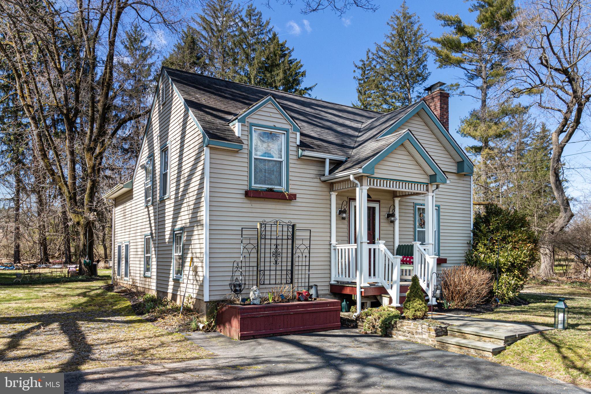 2593 Pennington Road Pennington, NJ 08534 - Photo 2 of 22