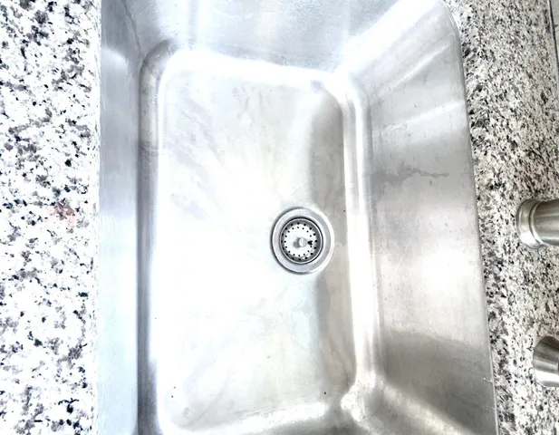 $2,900,000 | 16060 39th Avenue, Clearlake, CA 95422