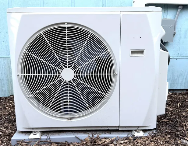 $2,900,000 | 16060 39th Avenue, Clearlake, CA 95422