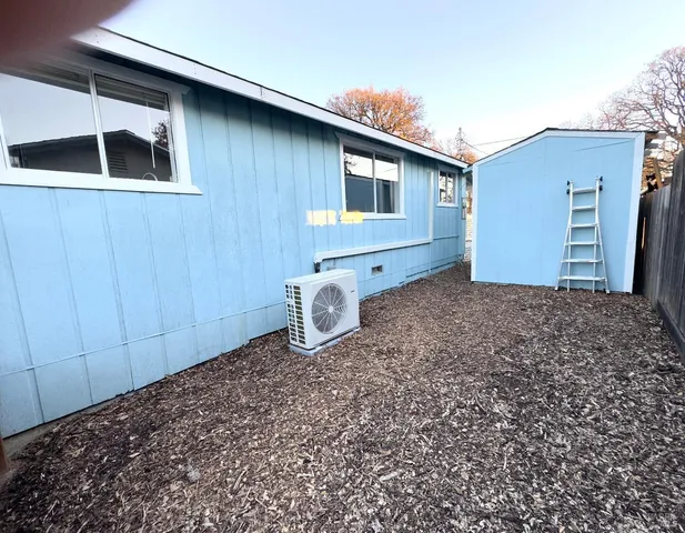 $2,900,000 | 16060 39th Avenue, Clearlake, CA 95422