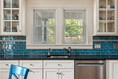 $1,049,000 | 144 Marbury Avenue, Pawtucket, RI 02860