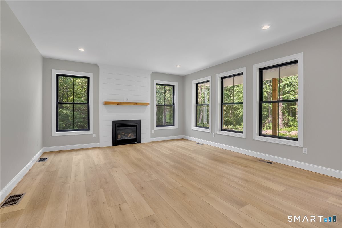 29 Ashford Road Eastford, CT 06278 - Photo 13 of 40