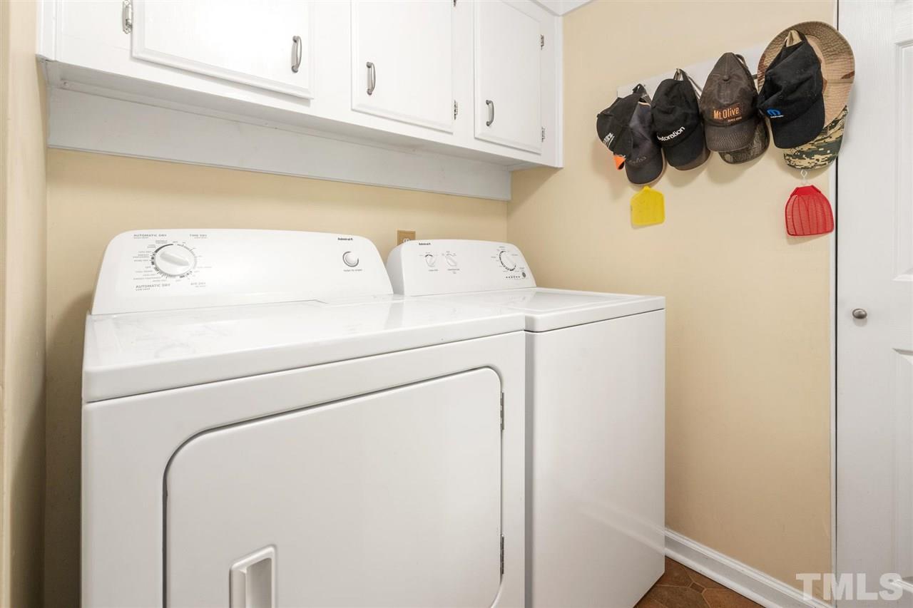 144 Canyon Road Clayton, NC 27520 - Photo 12 of 19 Gallery Image 12
