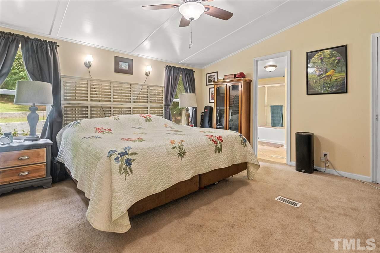 144 Canyon Road Clayton, NC 27520 - Photo 7 of 19 Gallery Image 7