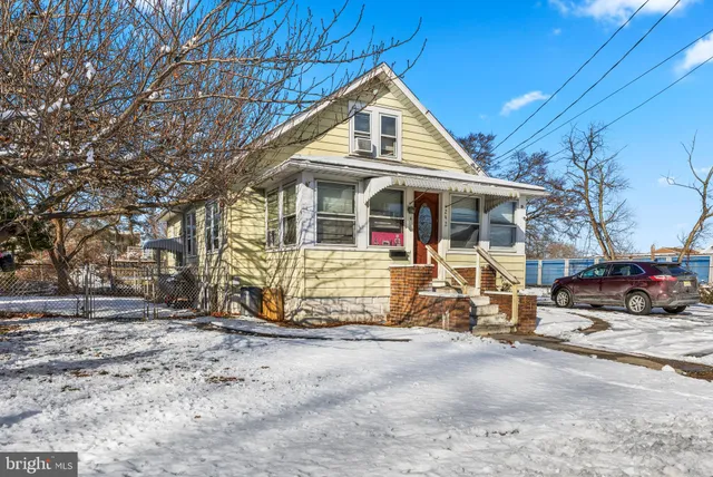 $235,000 | 242 Broad Street, Carneys Point, NJ 08069