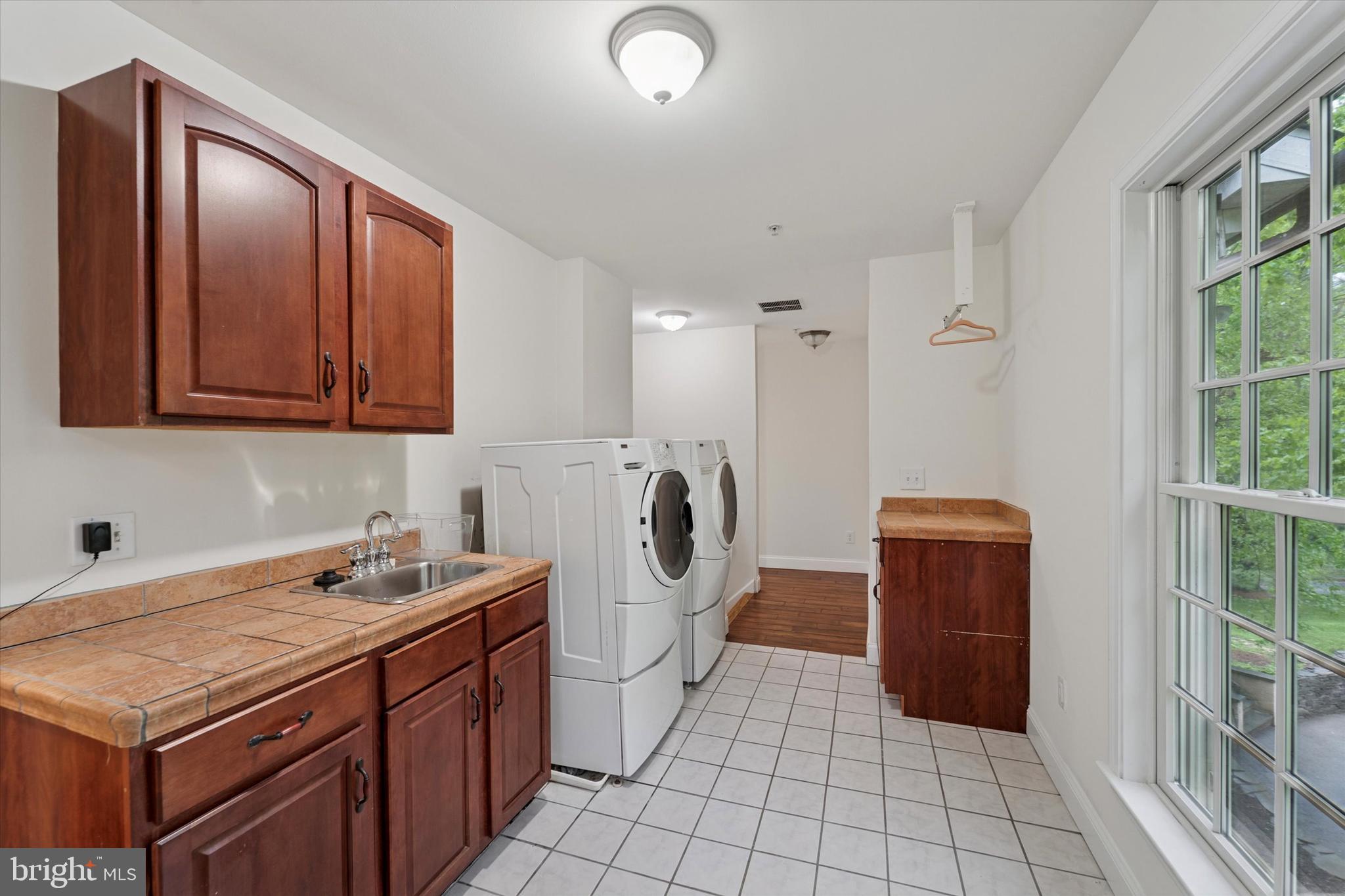 1 Dunminning Road Newtown Square, PA 19073 - Photo 24 of 40