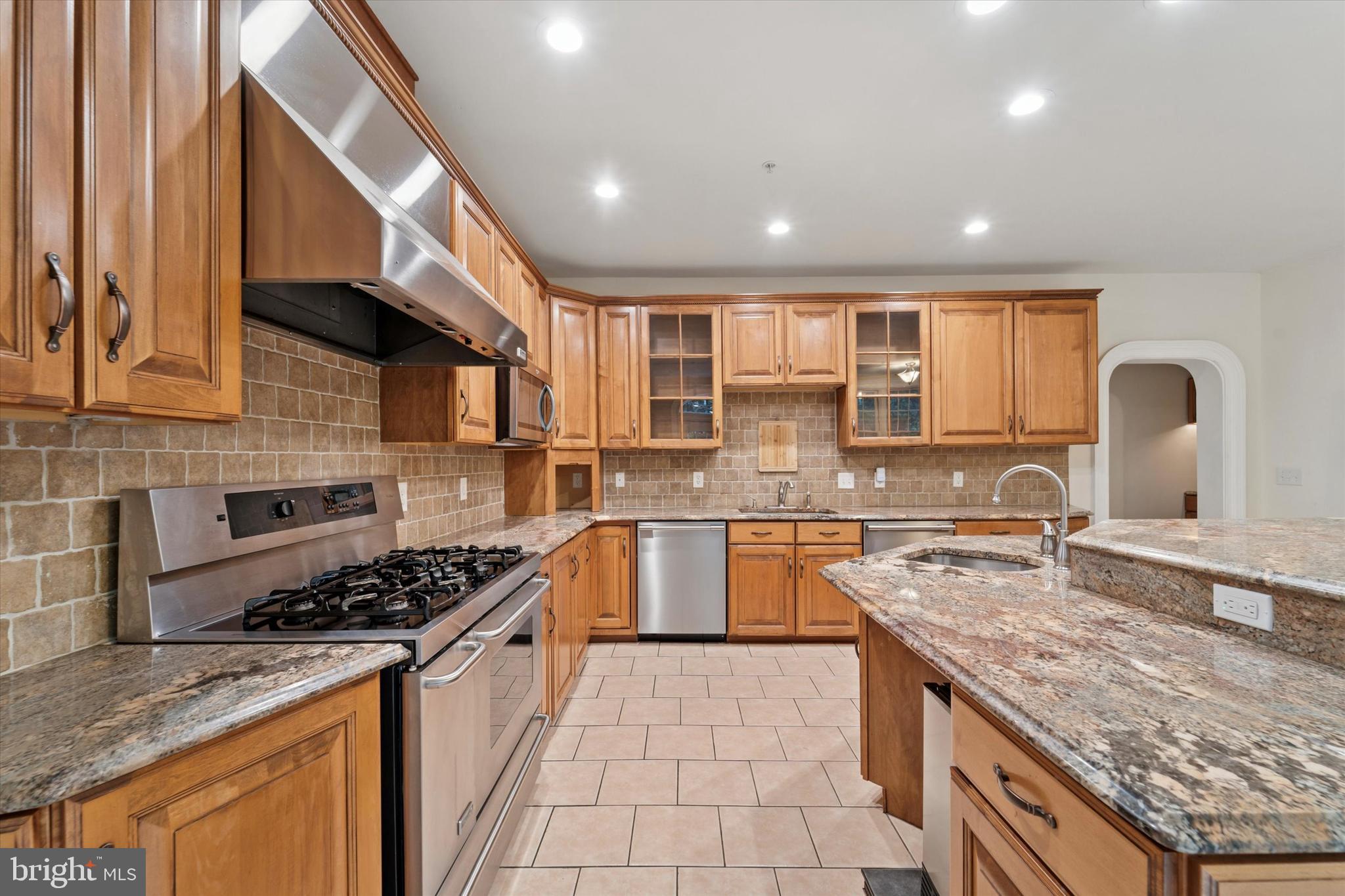 1 Dunminning Road Newtown Square, PA 19073 - Photo 9 of 40