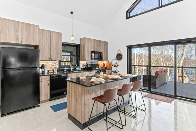 $1,299,000 | 1368 190th Street, St. Croix Falls, WI 54024