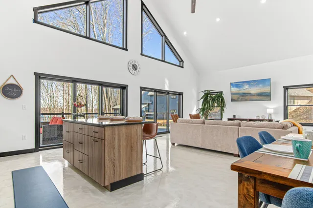 $1,299,000 | 1368 190th Street, St. Croix Falls, WI 54024