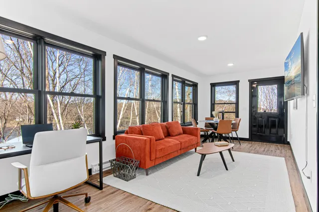 $1,299,000 | 1368 190th Street, St. Croix Falls, WI 54024