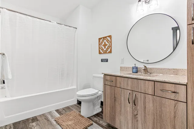 $1,299,000 | 1368 190th Street, St. Croix Falls, WI 54024