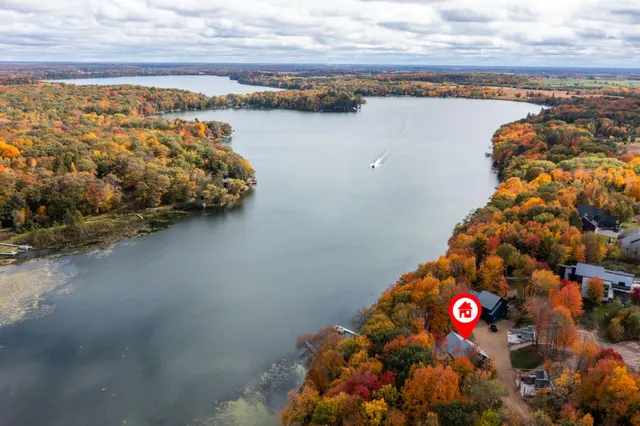 $1,299,000 | 1368 190th Street, St. Croix Falls, WI 54024