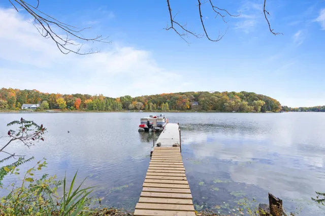 $1,299,000 | 1368 190th Street, St. Croix Falls, WI 54024