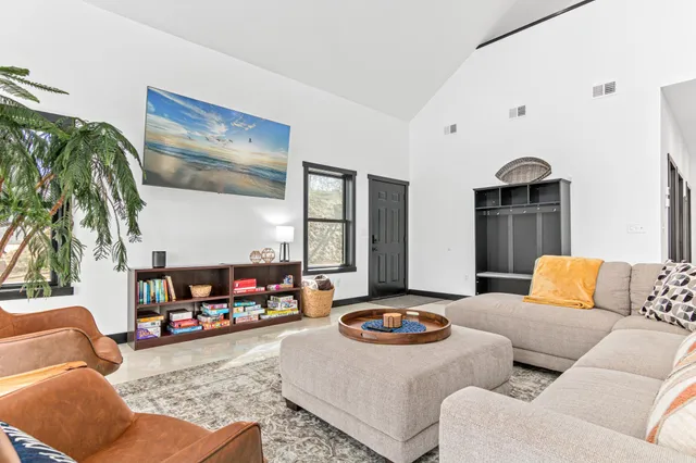 $1,299,000 | 1368 190th Street, St. Croix Falls, WI 54024