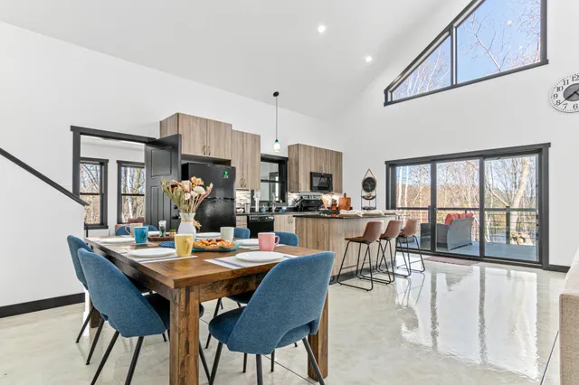 $1,299,000 | 1368 190th Street, St. Croix Falls, WI 54024