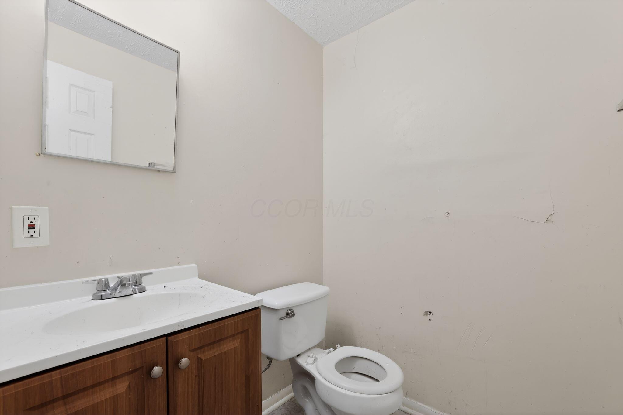 2672 Arcola Road Columbus, OH 43207 - Photo 29 of 45