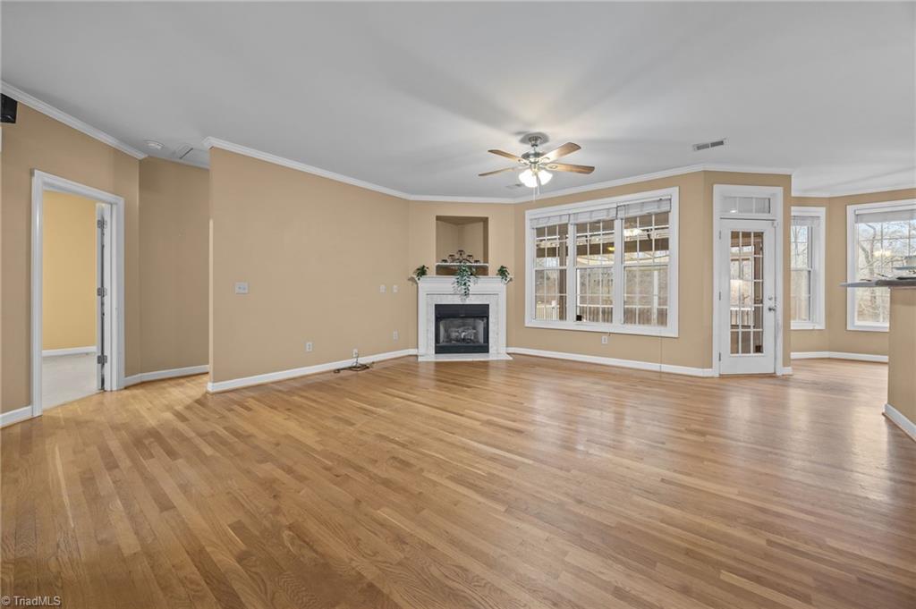 308 Canterbury Road High Point, NC 27262 - Photo 3 of 46 Gallery Image 3
