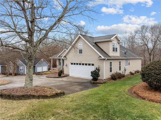 $425,000 | 308 Canterbury Road, High Point, NC 27262