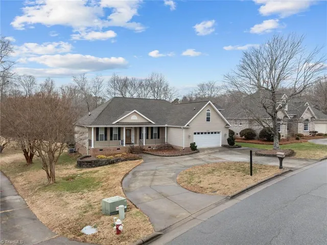 $425,000 | 308 Canterbury Road, High Point, NC 27262
