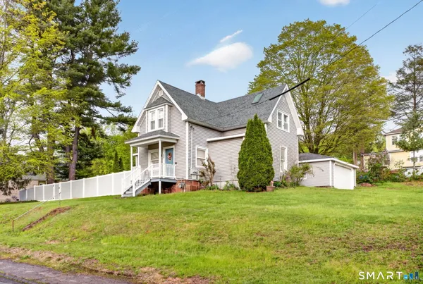 $375,000 | 670 Hanover Road, Meriden, CT 06451