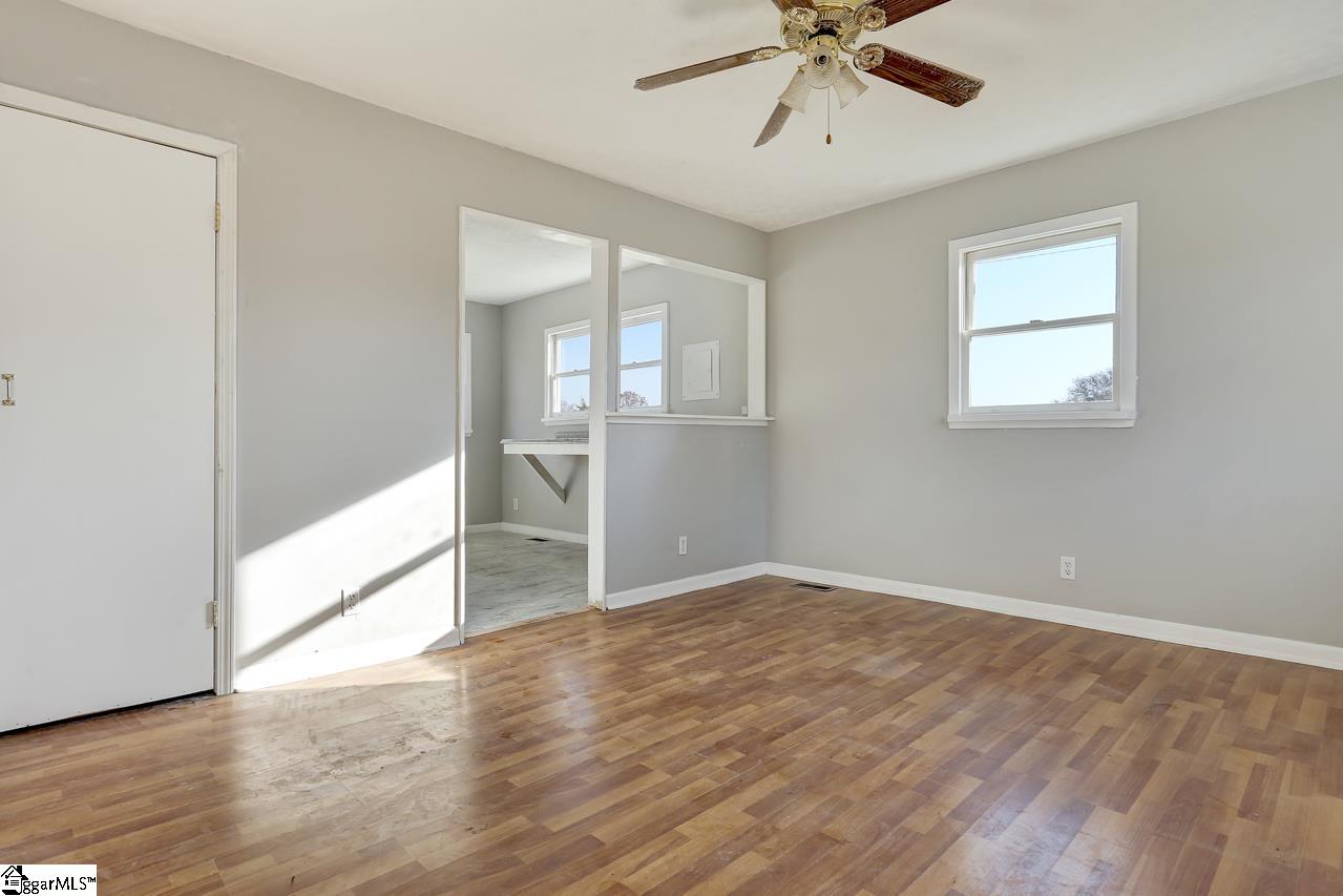 731 Winding Creek Road Liberty, SC 29657 - Photo 6 of 14