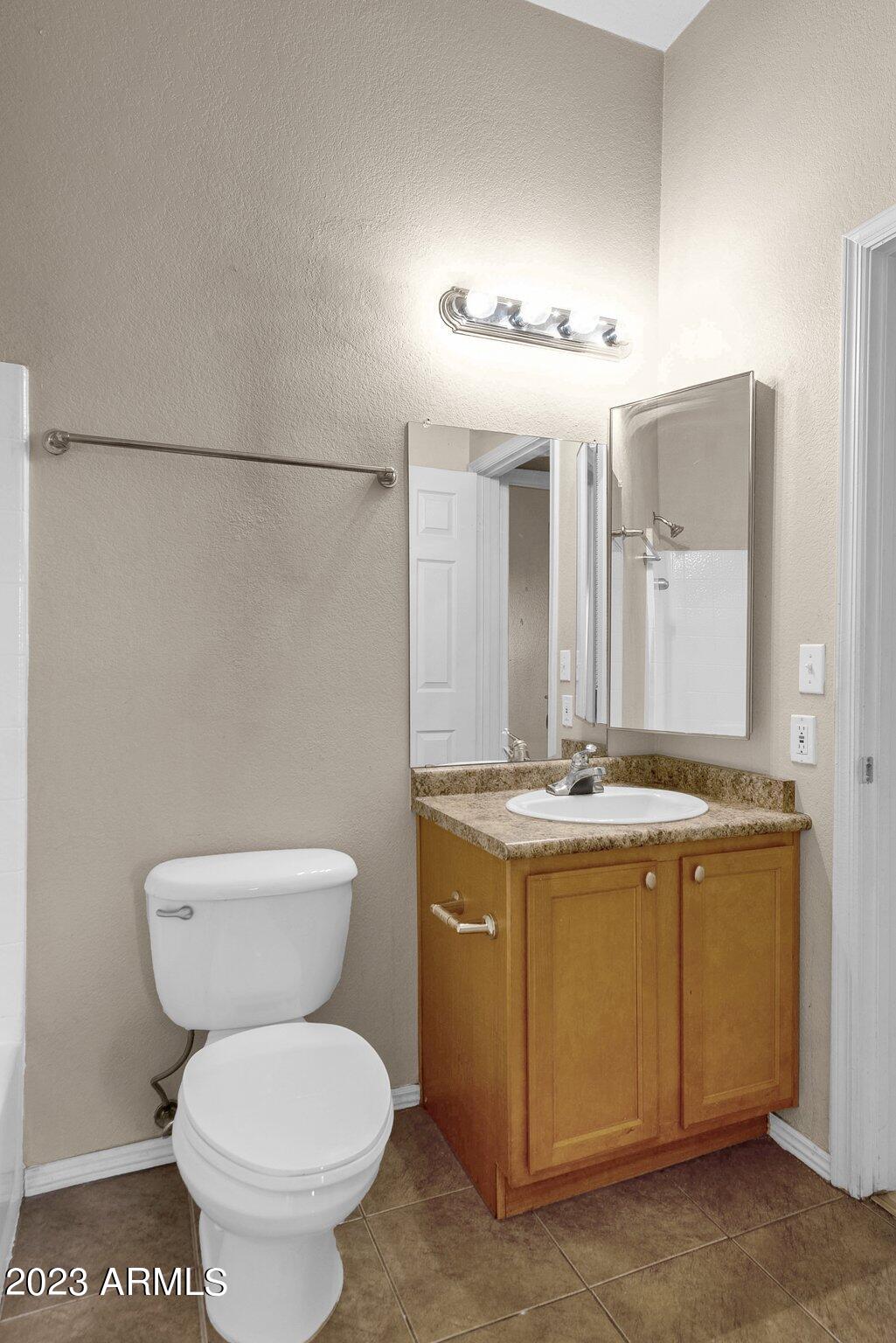 1331 West Baseline Road, Unit 318 Mesa, AZ 85202 - Photo 22 of 28 22-web-or-mls-DSC09136