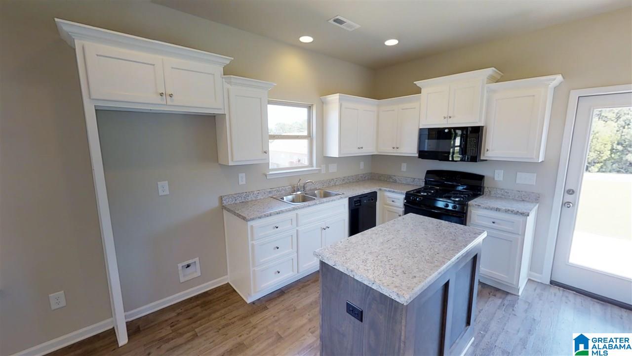 2015 Springfield Drive Chelsea, AL 35043 - Photo 5 of 12