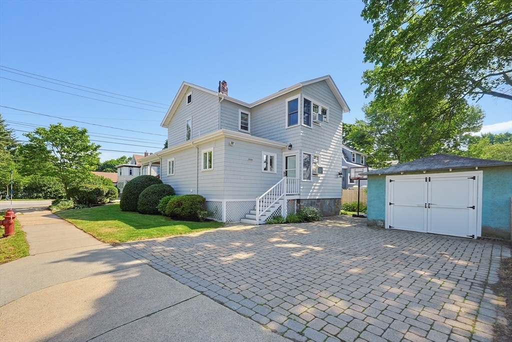 138 Marble Street Stoneham, MA 02180 - Photo 4 of 41