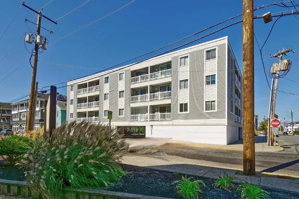$675,000 | 3900 Pleasure Avenue, Unit 103, Sea Isle City, NJ 08243