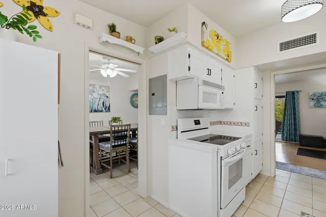 $370,000 | 5150 North 20th Street, Unit 205, Phoenix, AZ 85016