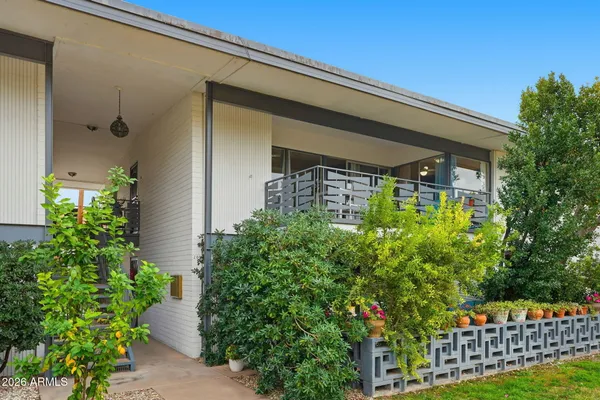 $365,000 | 5150 North 20th Street, Unit 205, Phoenix, AZ 85016