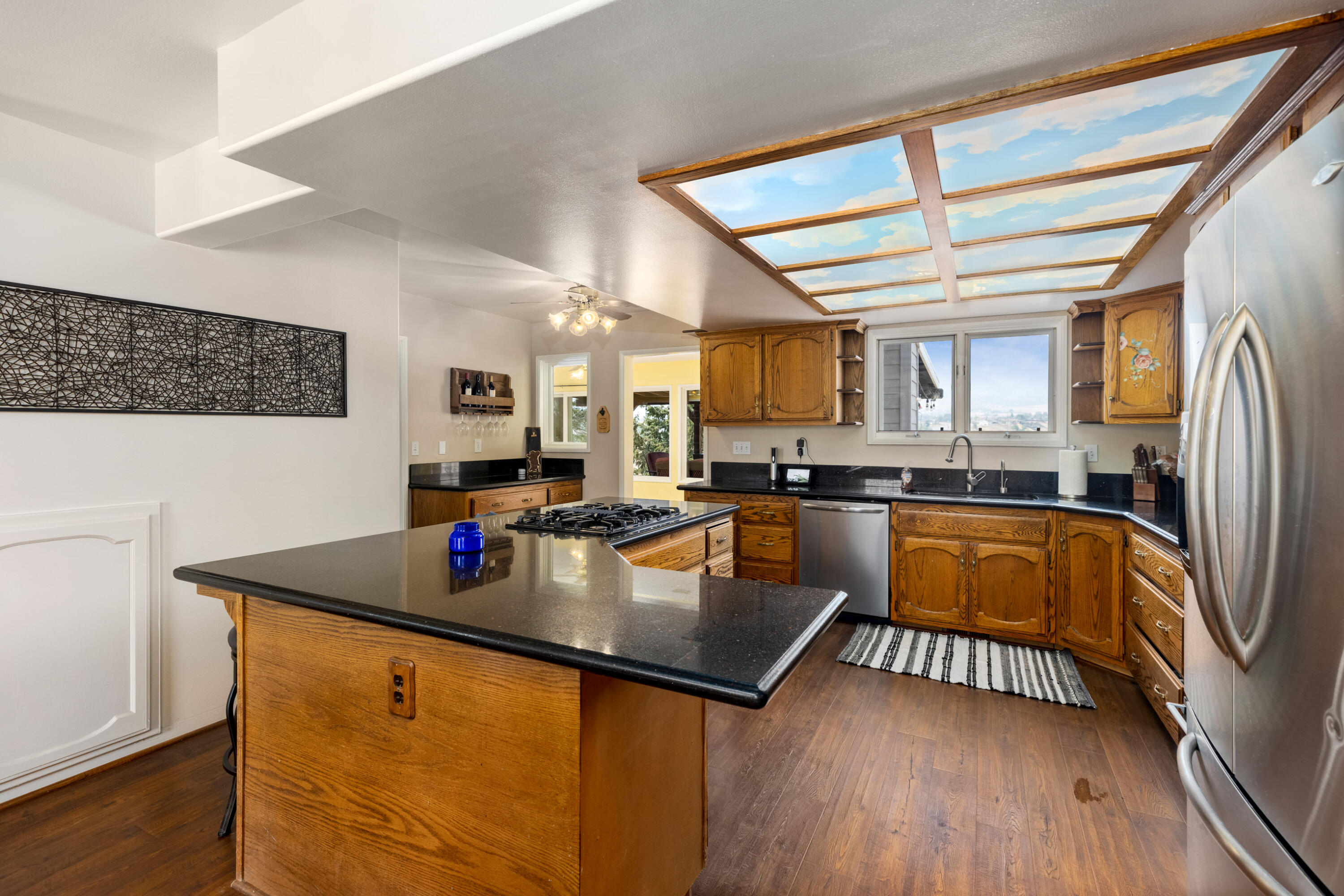 19600 Violette Court Tehachapi, CA 93561 - Photo 16 of 49 19600 Violet Ct_-InView-Media-12